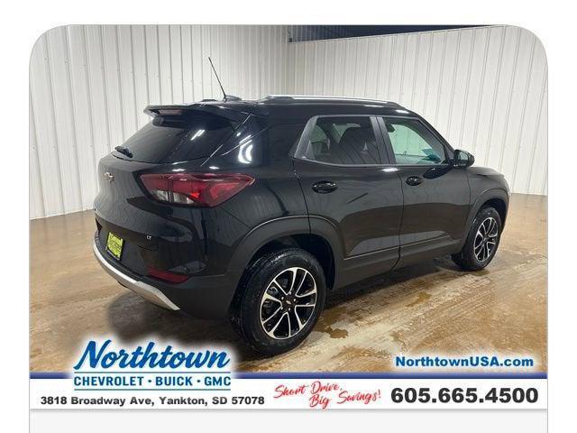 new 2026 Chevrolet TrailBlazer car, priced at $27,295