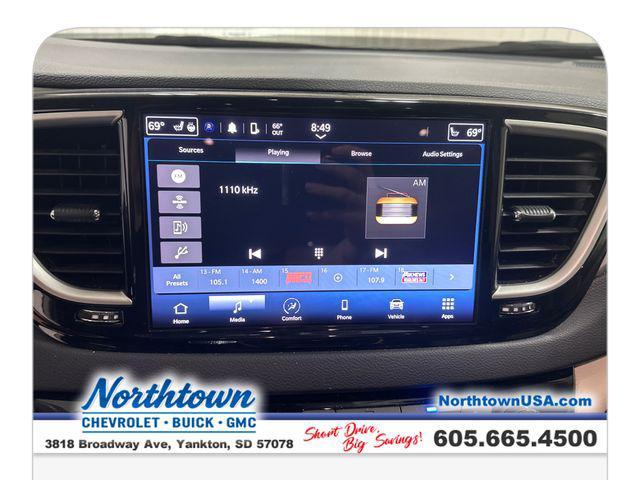 used 2023 Chrysler Pacifica car, priced at $23,790