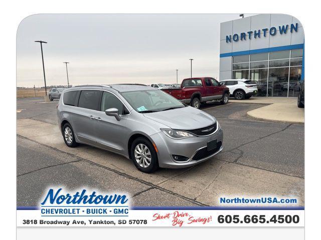 used 2018 Chrysler Pacifica car, priced at $12,987