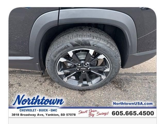 new 2026 Chevrolet Equinox car, priced at $36,605