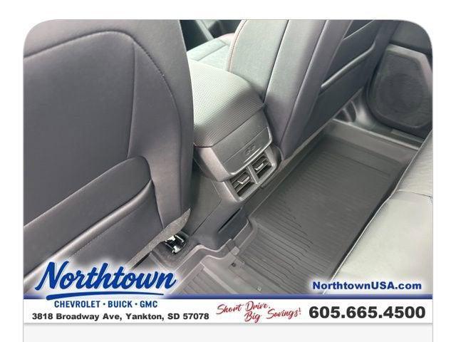 new 2026 Chevrolet Equinox car, priced at $36,605