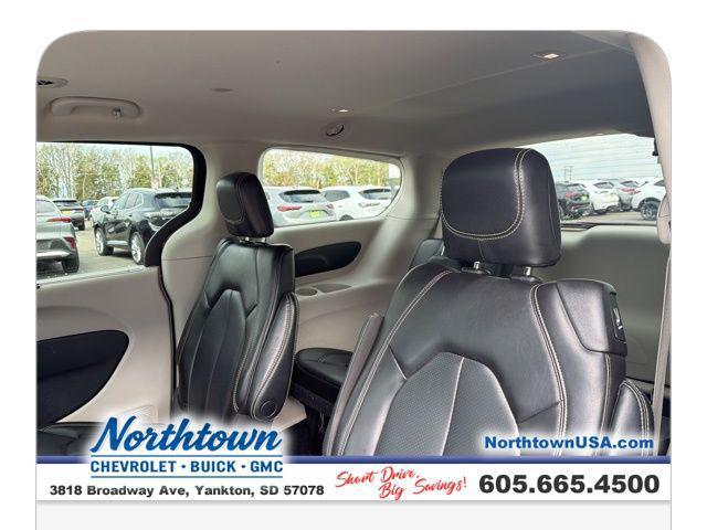 used 2023 Chrysler Pacifica car, priced at $23,790