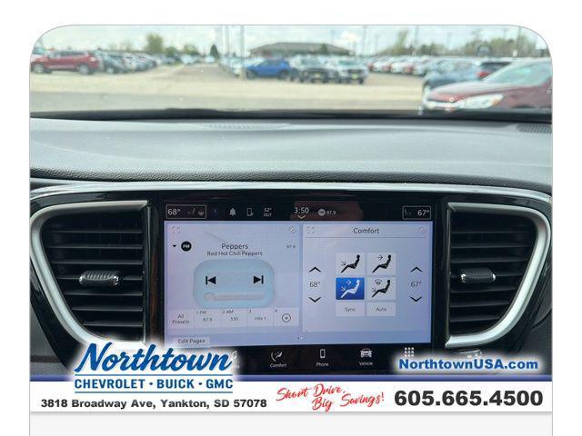 used 2023 Chrysler Pacifica car, priced at $23,790