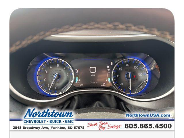 used 2023 Chrysler Pacifica car, priced at $23,790