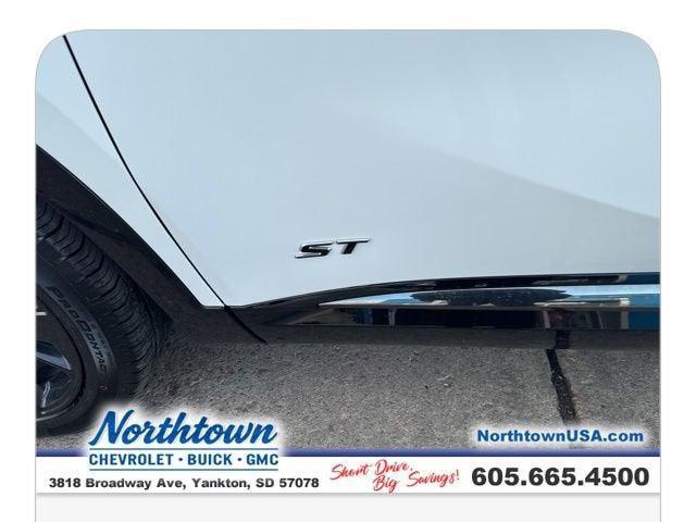 new 2025 Buick Envision car, priced at $37,745