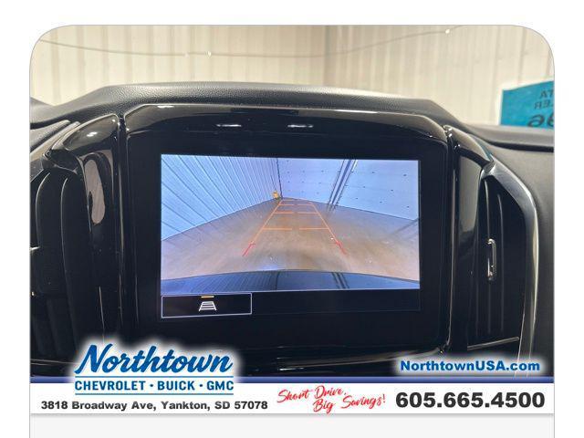 used 2023 Chevrolet Traverse car, priced at $28,490