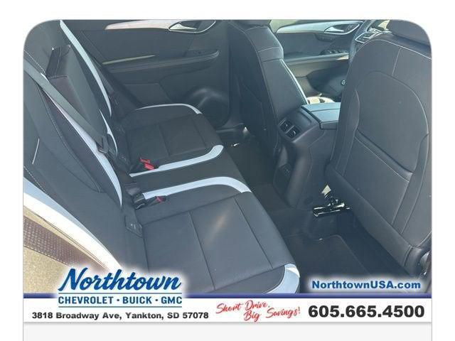 new 2025 Buick Envision car, priced at $37,940