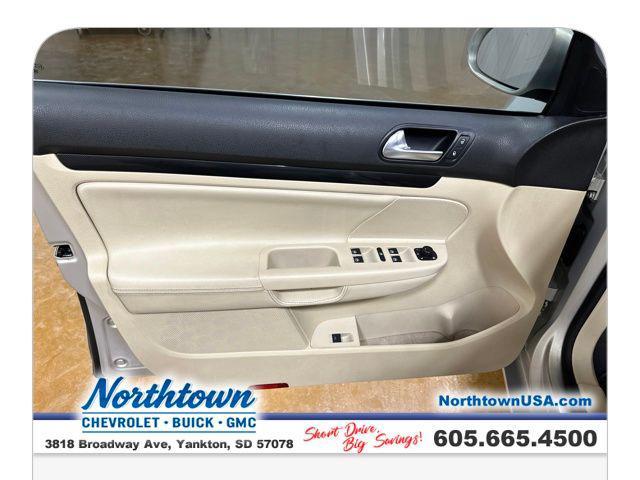 used 2011 Volkswagen Jetta SportWagen car, priced at $7,487