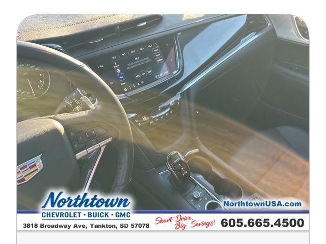 used 2024 Cadillac XT6 car, priced at $47,990