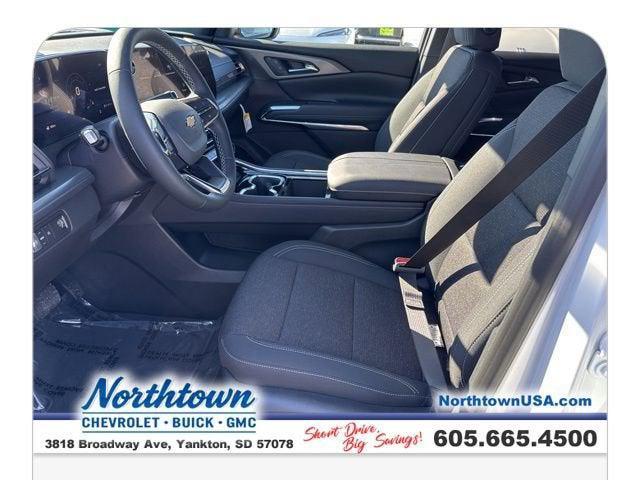 new 2026 Chevrolet Traverse car, priced at $40,095