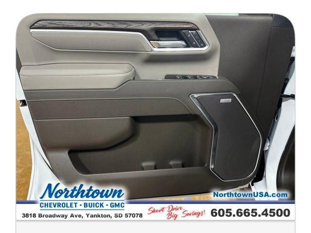 new 2026 GMC Sierra 2500 car, priced at $69,360