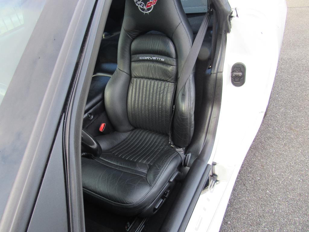 used 1998 Chevrolet Corvette car, priced at $14,999
