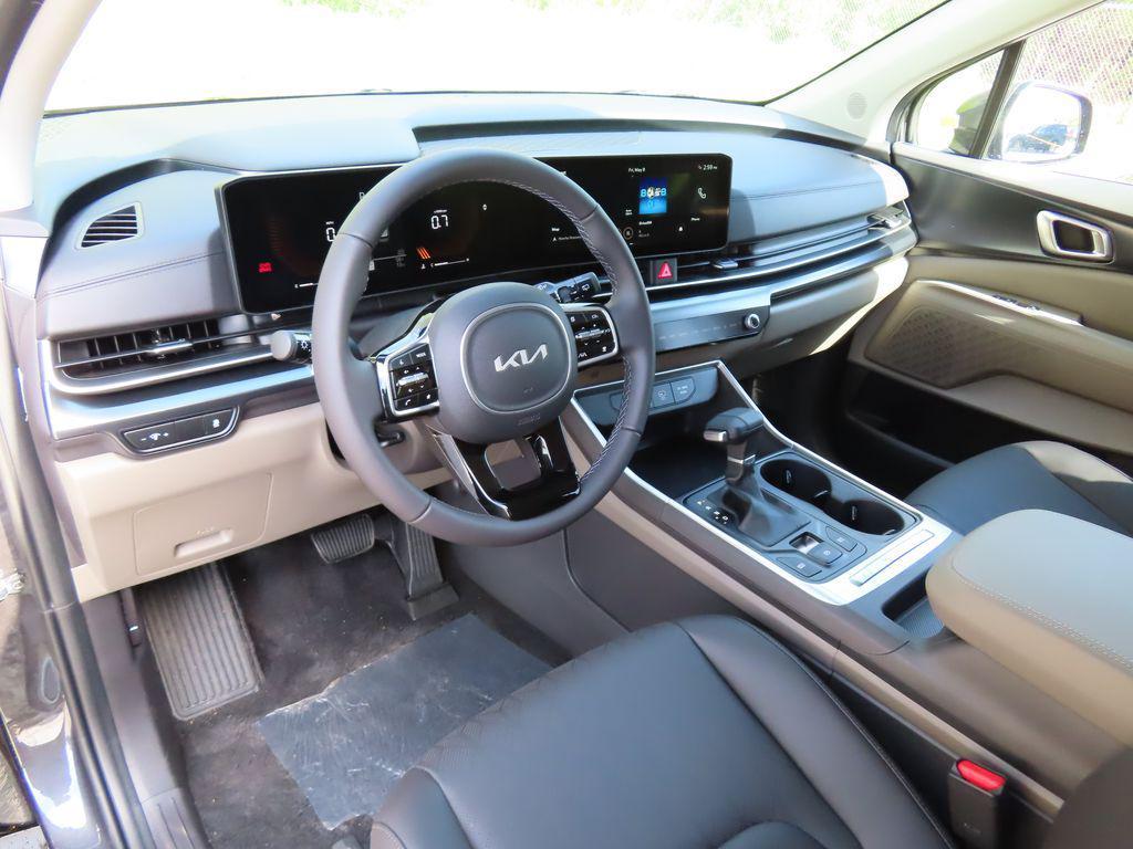 new 2026 Kia Carnival car, priced at $39,118
