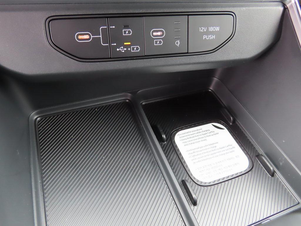 new 2026 Kia Carnival car, priced at $42,134