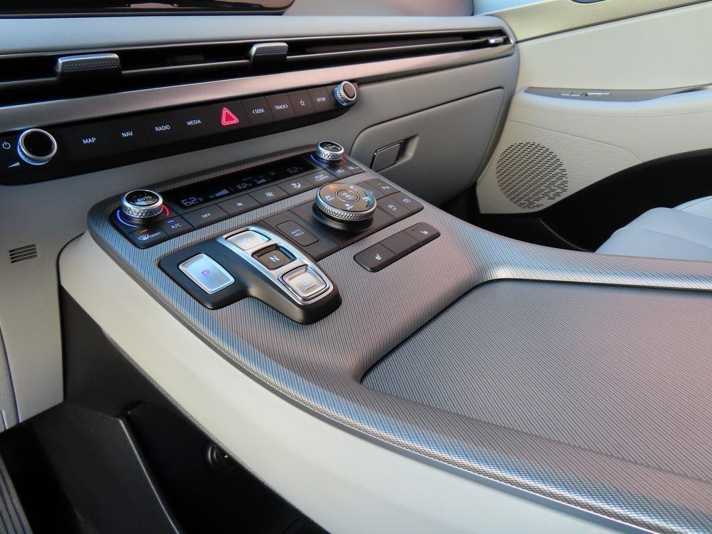 used 2025 Hyundai Palisade car, priced at $35,372