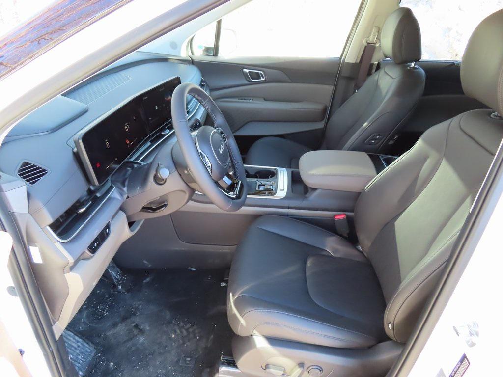 new 2026 Kia Carnival car, priced at $41,389