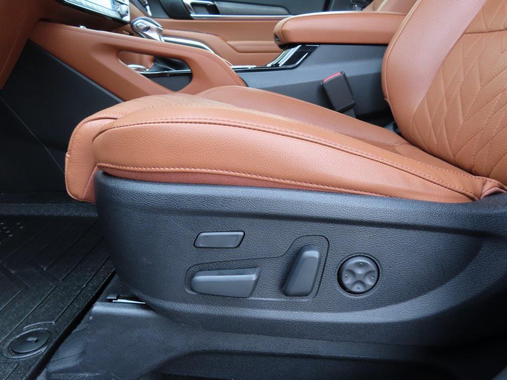 used 2024 Kia Telluride car, priced at $42,872