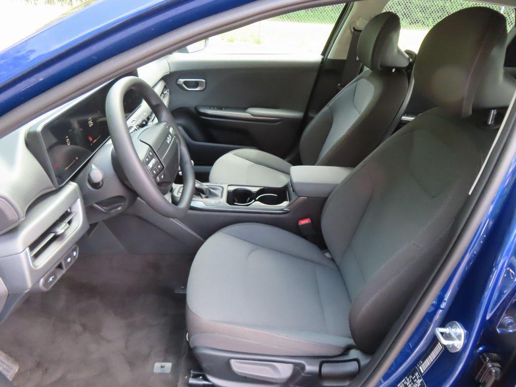 new 2025 Kia K4 car, priced at $23,116