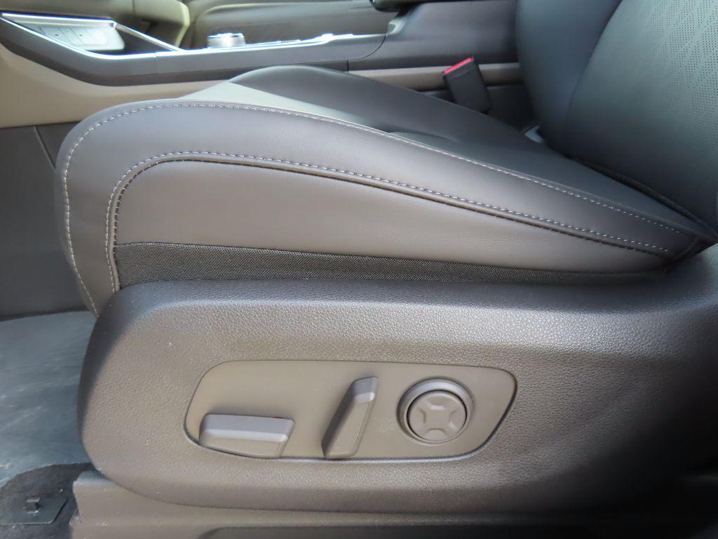 new 2026 Kia Carnival Hybrid car, priced at $45,492