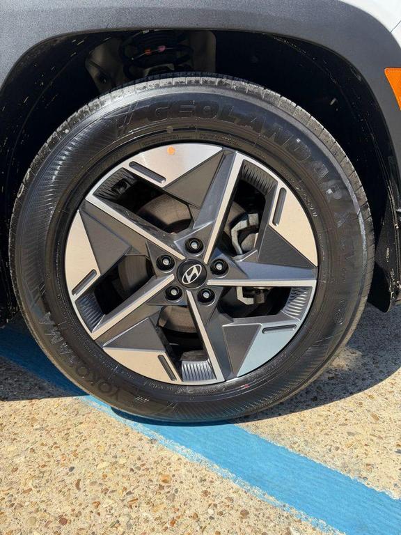 used 2025 Hyundai Tucson car, priced at $23,000