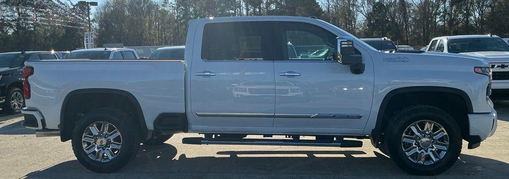 new 2026 Chevrolet Silverado 3500 car, priced at $90,610