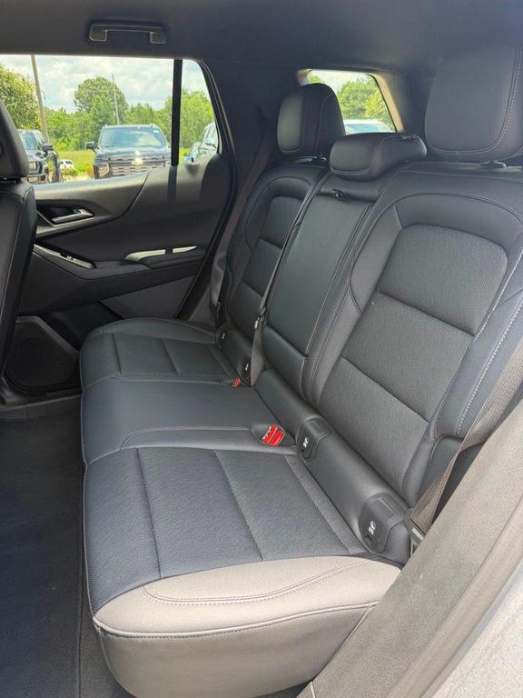 used 2025 Chevrolet Equinox car, priced at $24,436