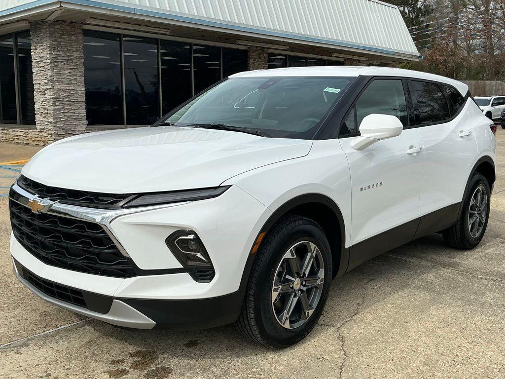 new 2026 Chevrolet Blazer car, priced at $33,795