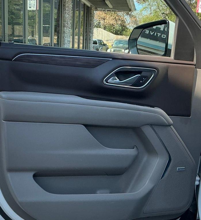 used 2021 Chevrolet Suburban car, priced at $29,990