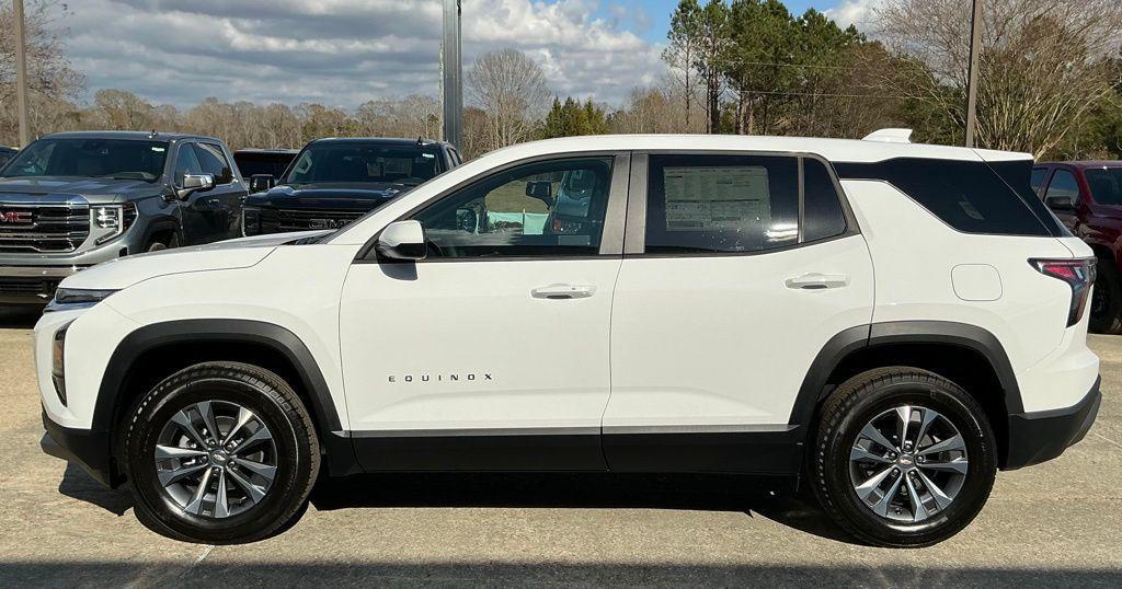 new 2026 Chevrolet Equinox car, priced at $34,845