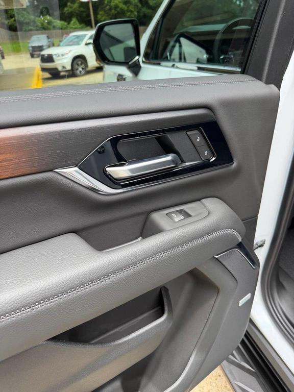 new 2026 GMC Yukon XL car, priced at $90,536