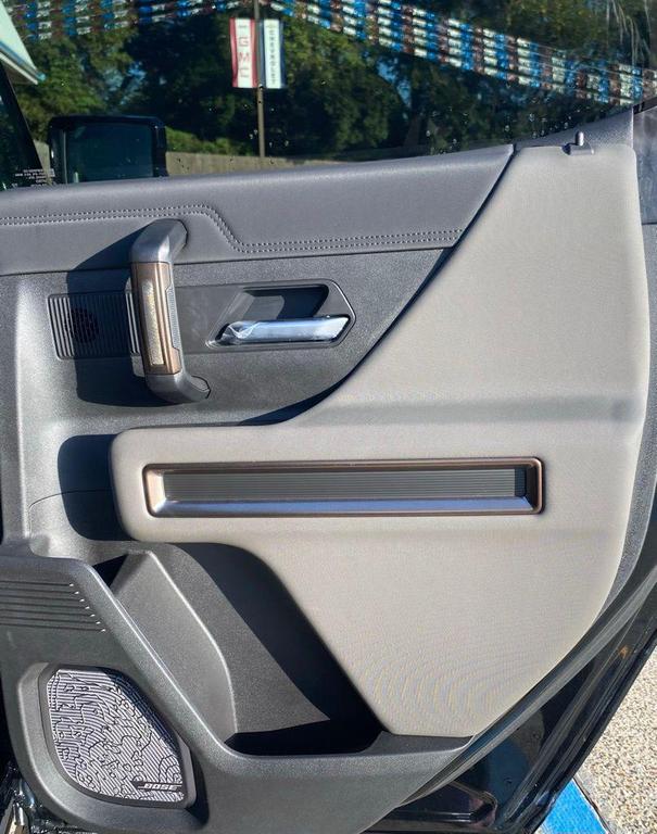 new 2025 GMC HUMMER EV Pickup car, priced at $111,500