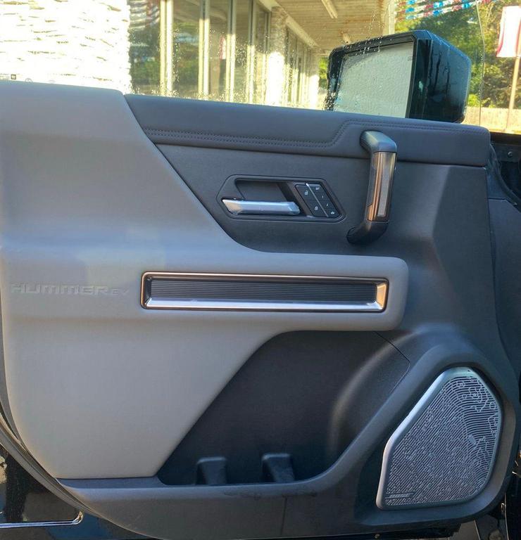 new 2025 GMC HUMMER EV Pickup car, priced at $111,500