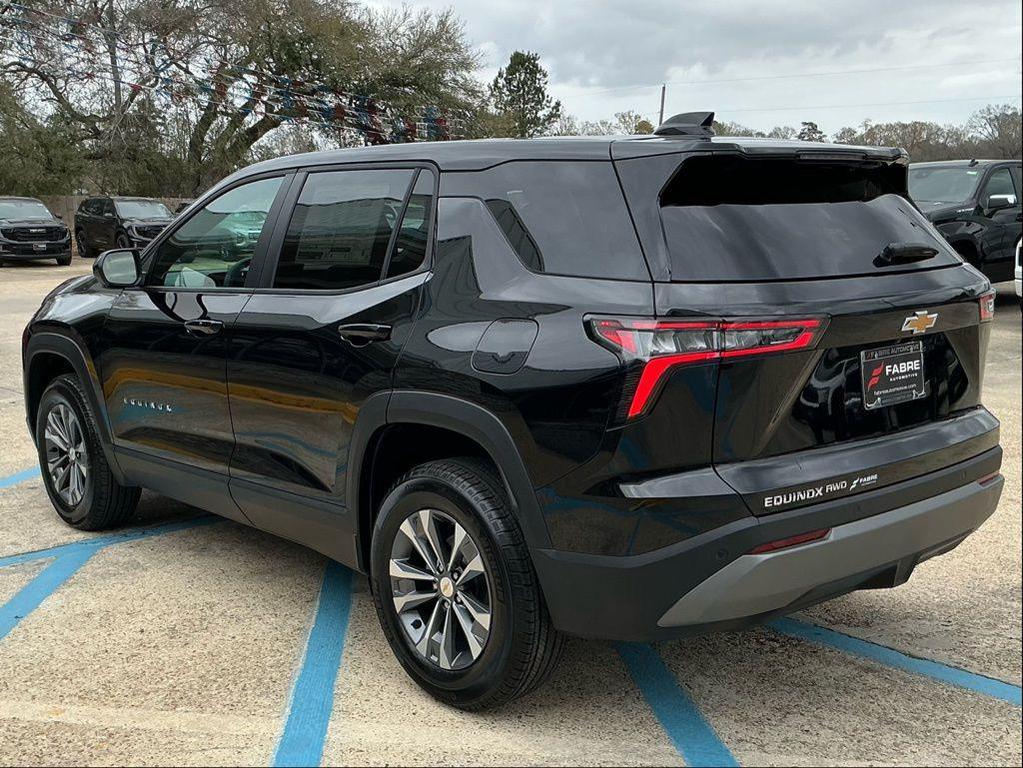 new 2026 Chevrolet Equinox car, priced at $30,795