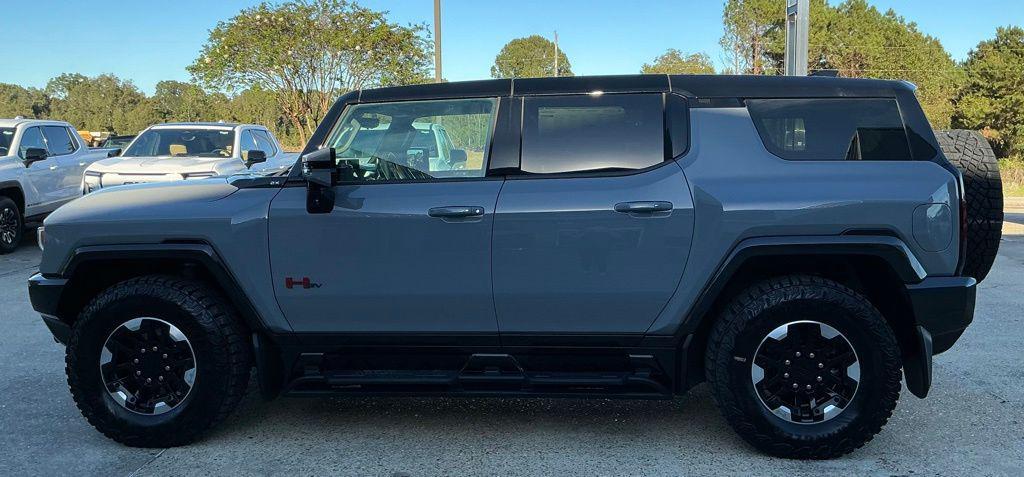 new 2024 GMC HUMMER EV SUV car, priced at $79,000