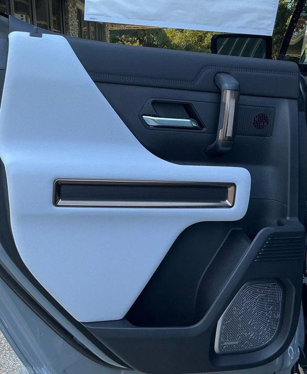 new 2024 GMC HUMMER EV SUV car, priced at $79,000