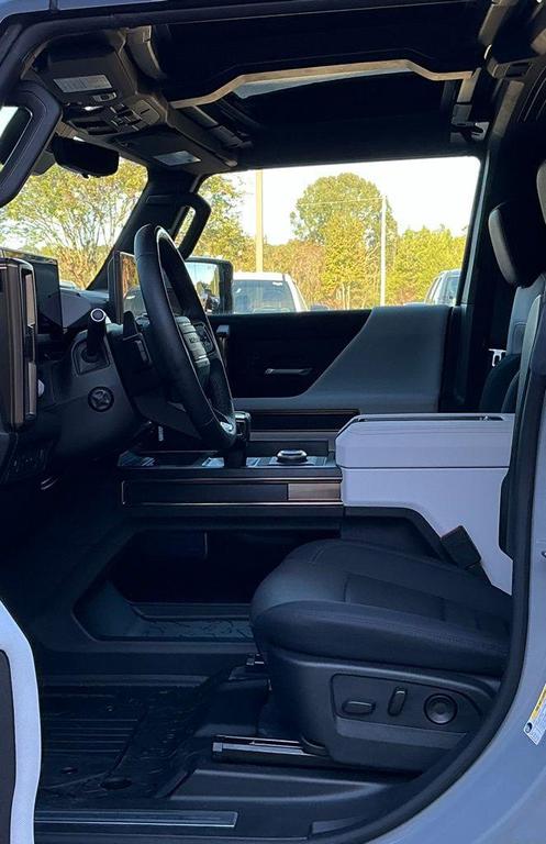new 2024 GMC HUMMER EV SUV car, priced at $79,000