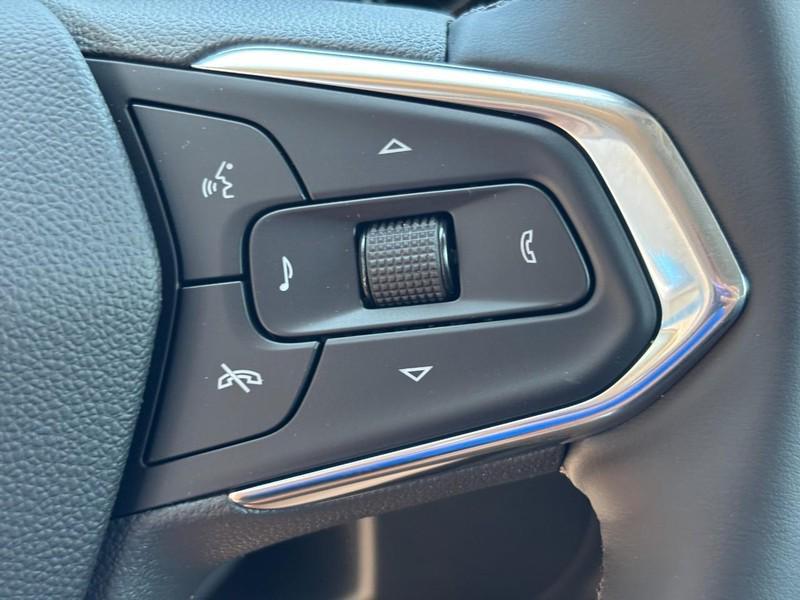 new 2026 Chevrolet Trax car, priced at $25,405