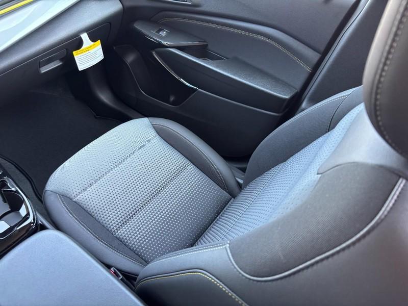 new 2026 Chevrolet Trax car, priced at $25,405