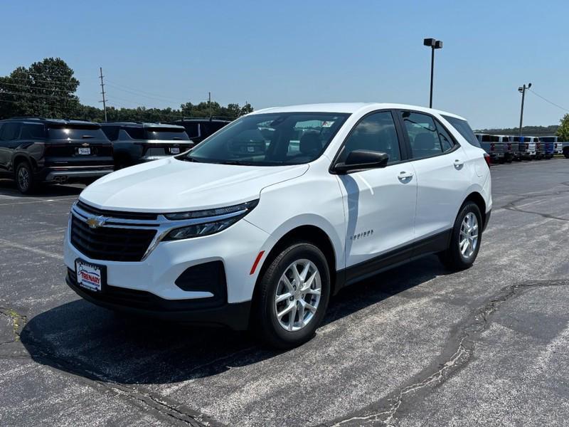 used 2023 Chevrolet Equinox car, priced at $24,390