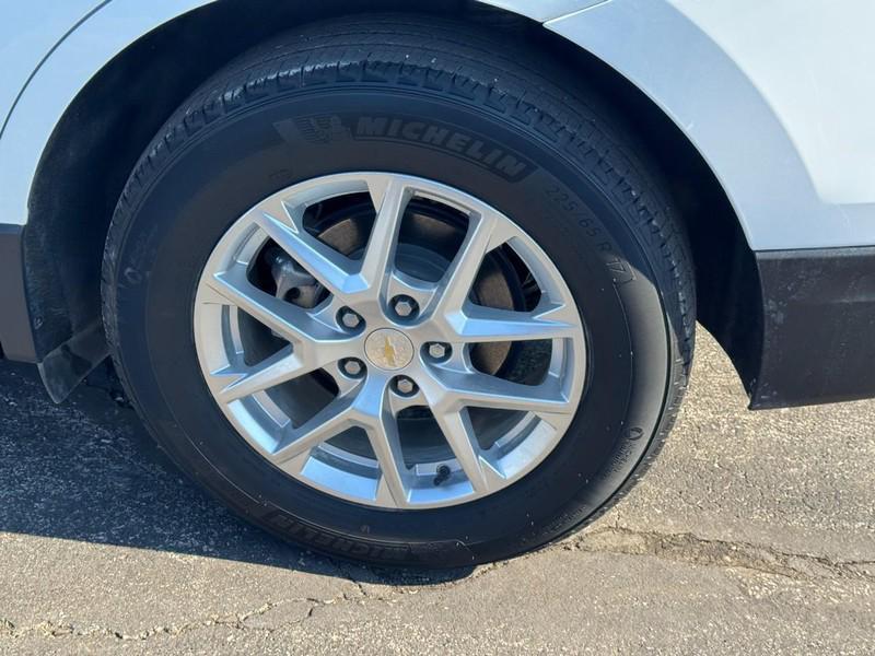 used 2022 Chevrolet Equinox car, priced at $18,490