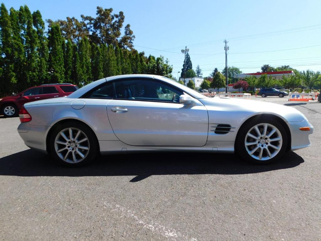 used 2007 Mercedes-Benz SL-Class car, priced at $18,500