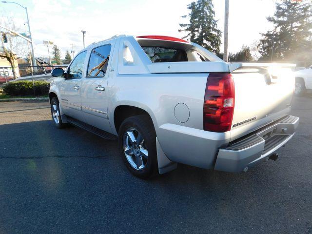 used 2011 Chevrolet Avalanche car, priced at $9,995