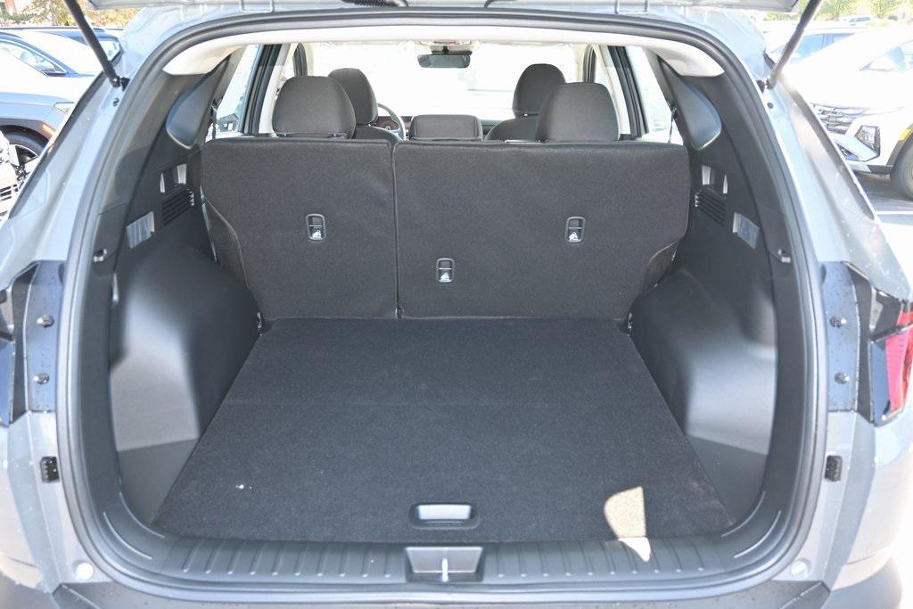 new 2025 Hyundai Tucson car, priced at $27,722