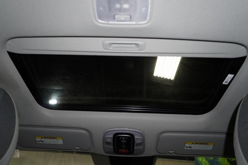 used 2022 Hyundai ELANTRA HEV car, priced at $16,990