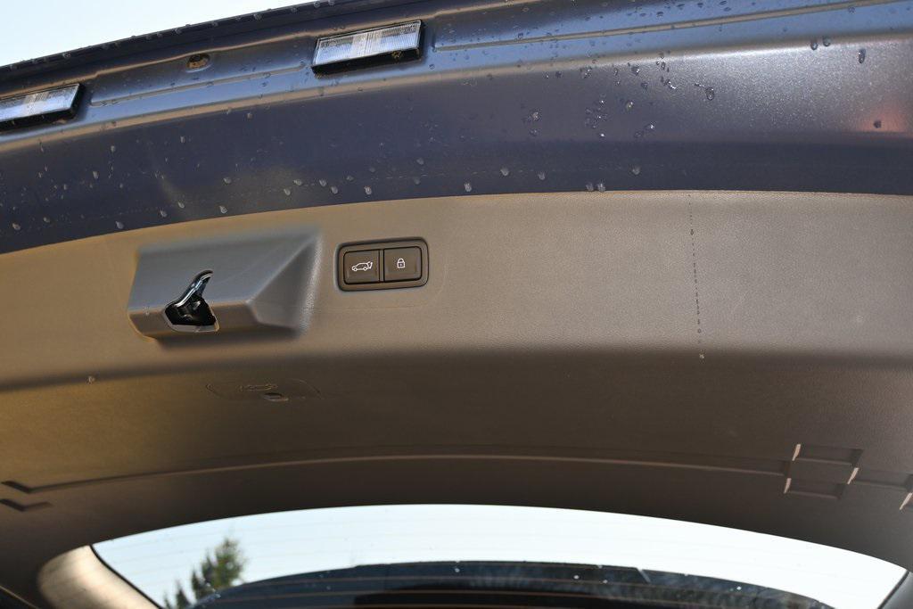 new 2026 Hyundai SANTA FE HEV car, priced at $37,297