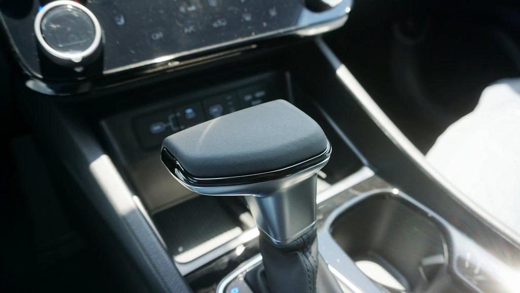 new 2025 Hyundai Tucson car, priced at $30,990