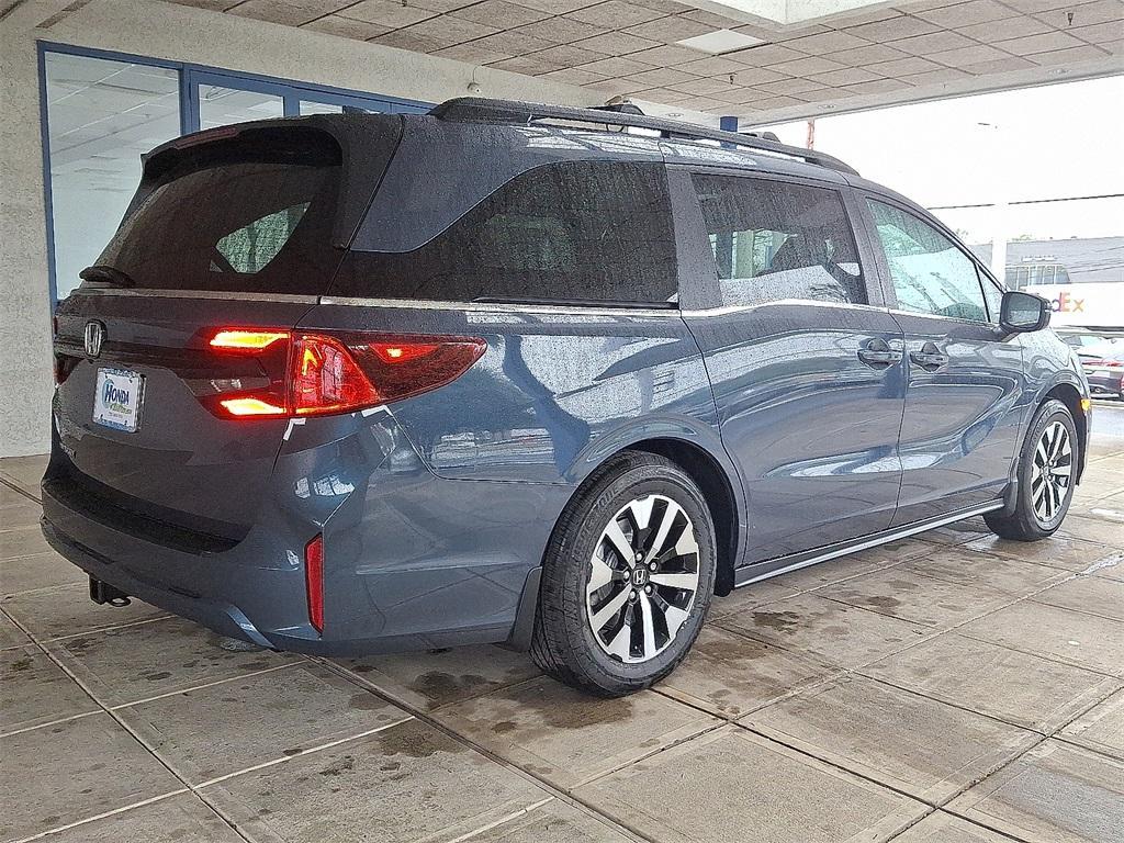 new 2026 Honda Odyssey car, priced at $45,320