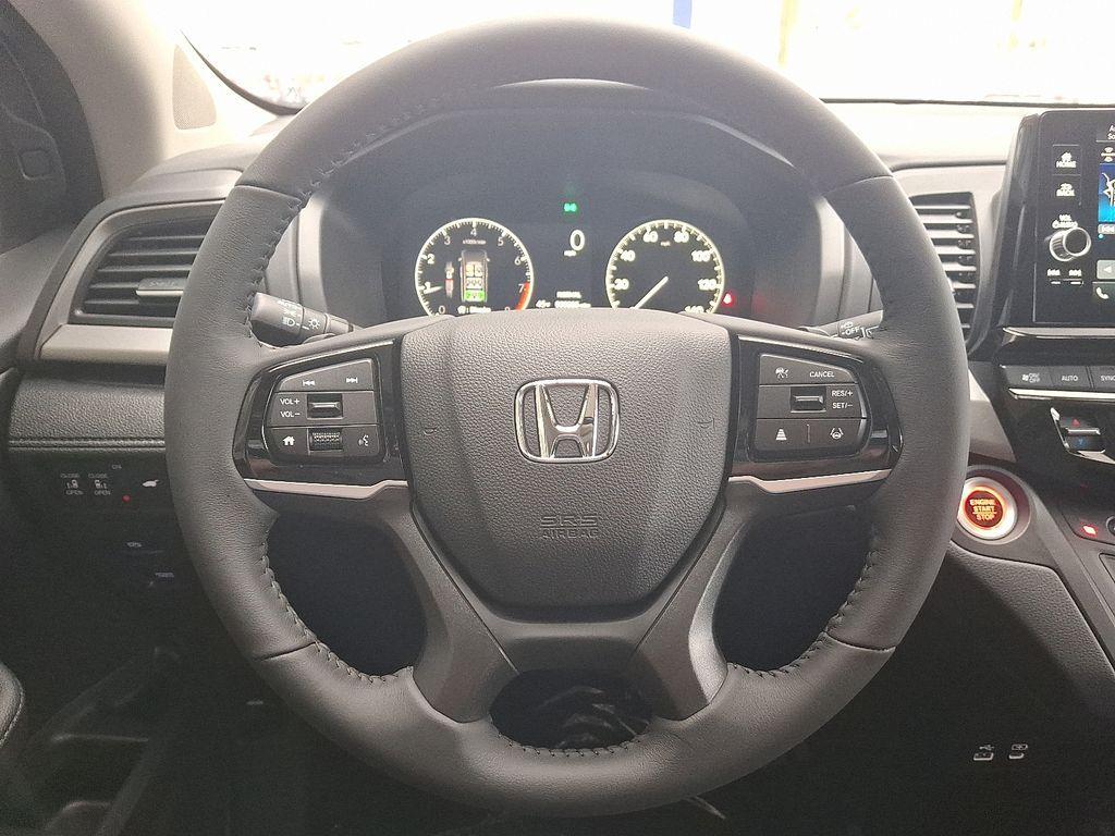 new 2026 Honda Odyssey car, priced at $45,110
