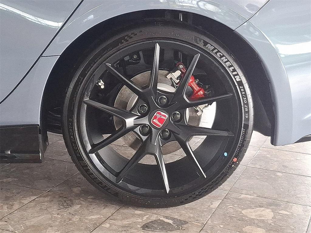 new 2025 Honda Civic Type R car, priced at $47,545