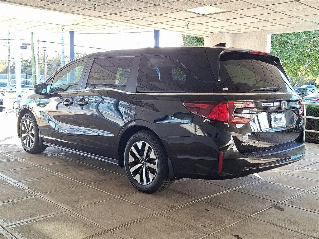 new 2026 Honda Odyssey car, priced at $44,655